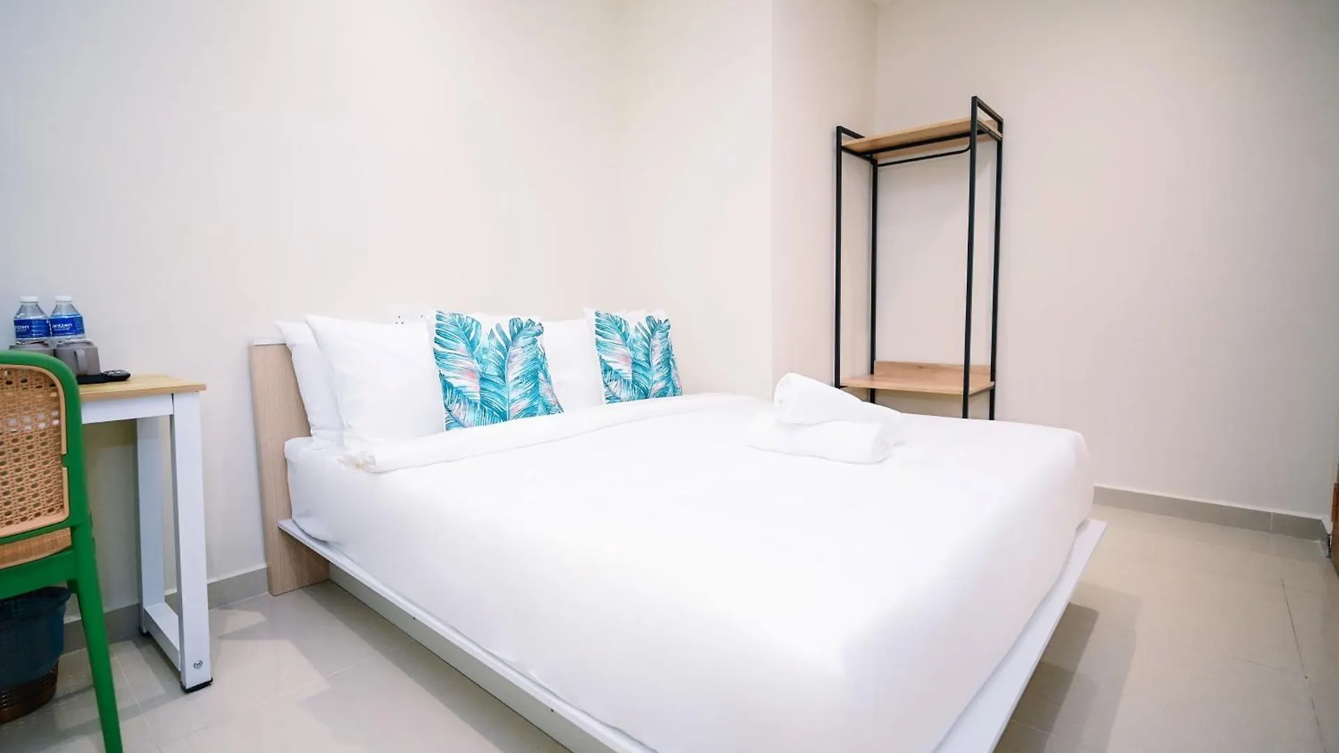 Swing & Pillows - Jalan Imbi Kuala Lumpur Hotel